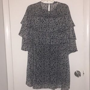 Who what wear ruffle floral dress